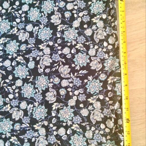 J.Jill Luxe Supima Cotton Boat-neck Floral Long Sleeve Top - Picture 4 of 5